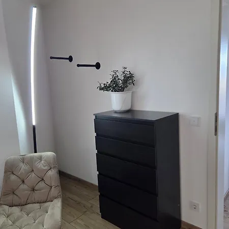 Rosa Haus *